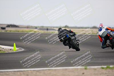 media/Apr-18-2025-TrackDaz (Fri) [[45f5874c44]]/C Group/Session 2 (Turn 10)/